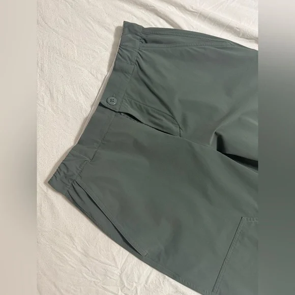 ALO Yoga Flip It Trousers Dark Green Pants - Picture 8 of 9